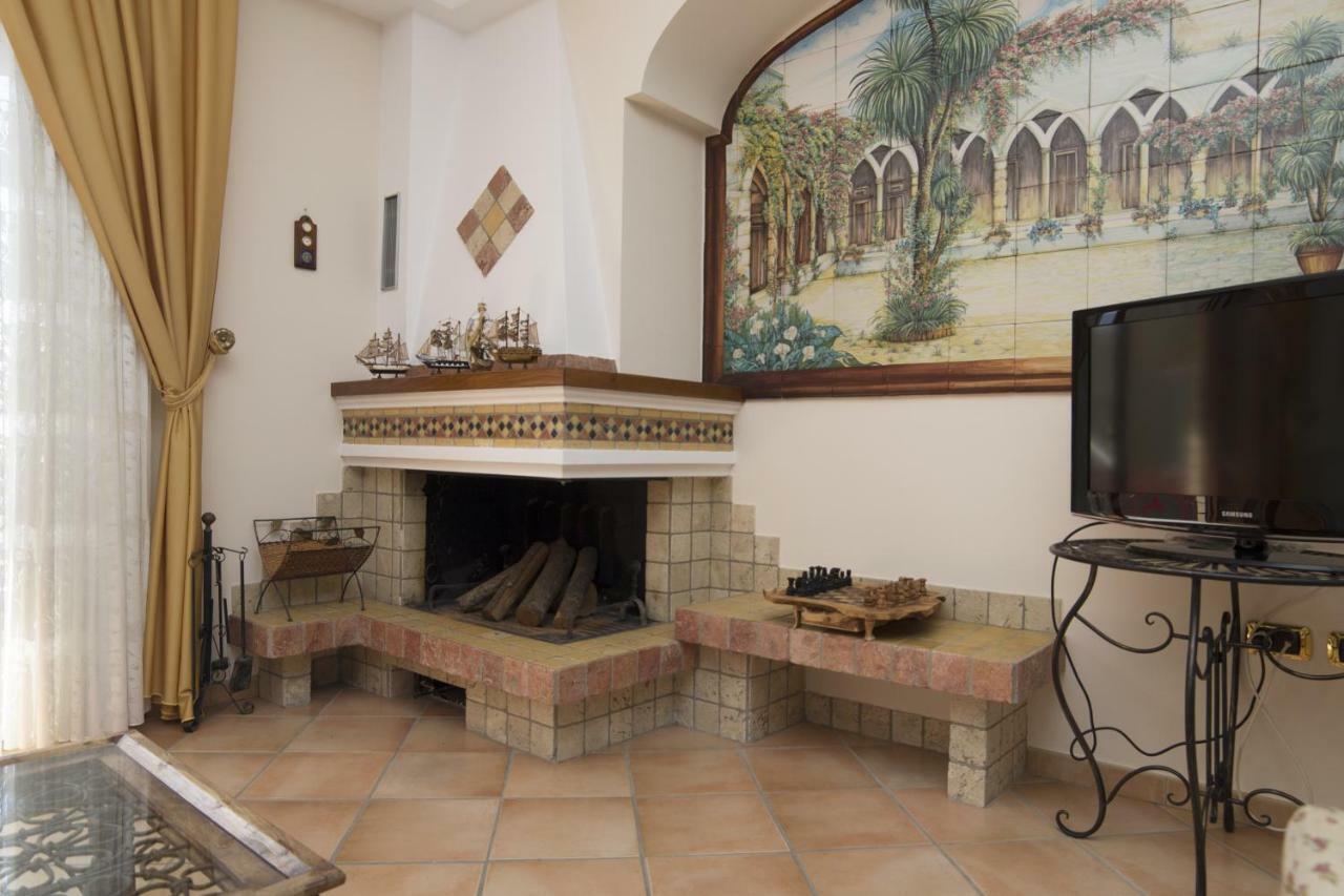 Apartmán Panorama Host - Domus Amalfi Coast Maiori Exteriér fotografie